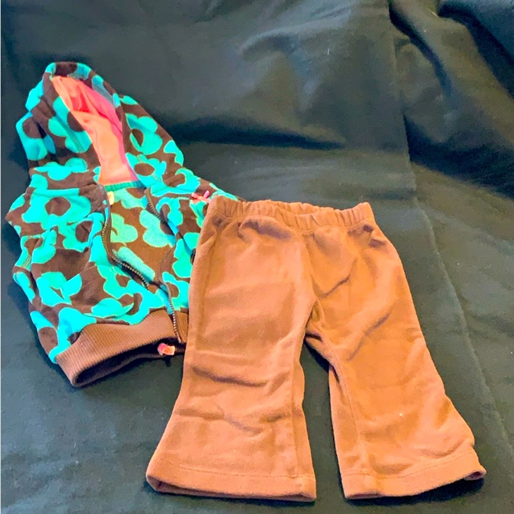 Crazy 8 fleece Vest and Pants